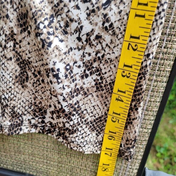 Dana Buchman Brown Snake Print Blouse - Picture 11 of 11